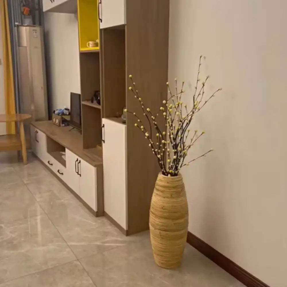 Grand vase en bois à poser au sol