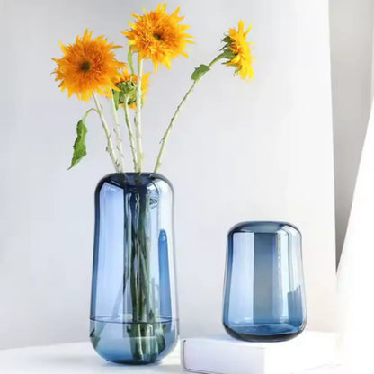 Grand vase en verre bleu