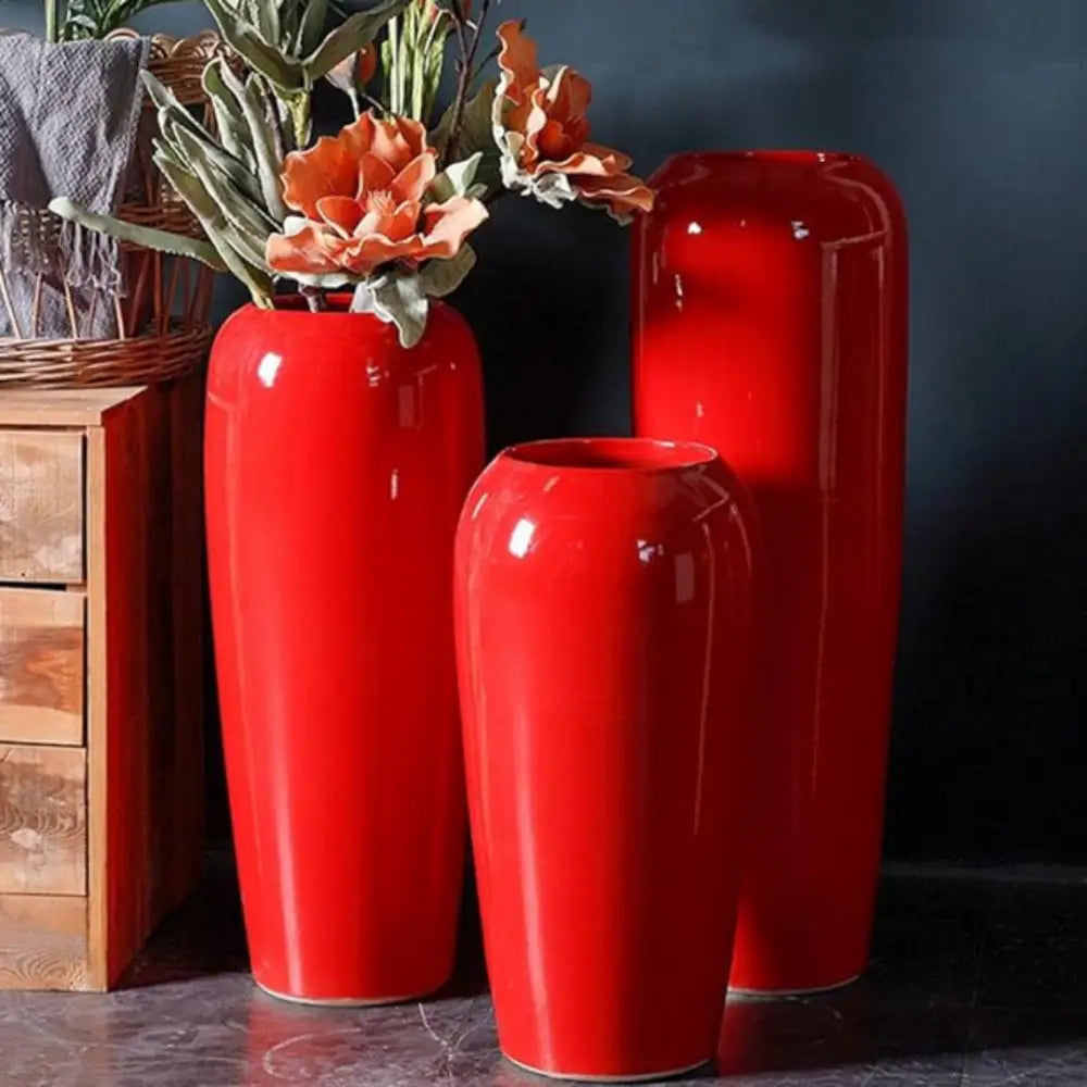 Grand vase rouge à poser au sol