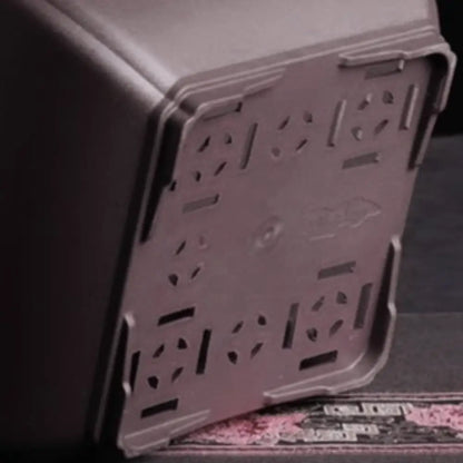 Gros pot de fleur carré