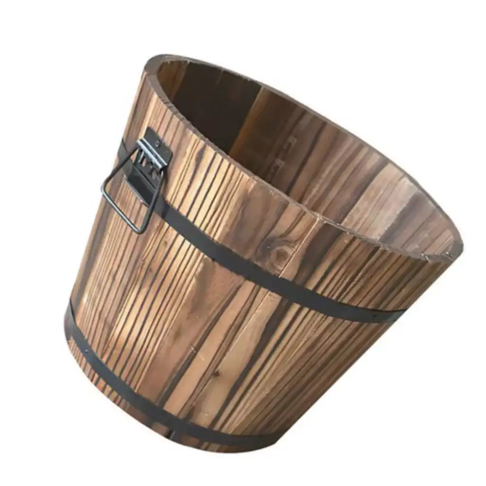 Gros pot de fleur en bois