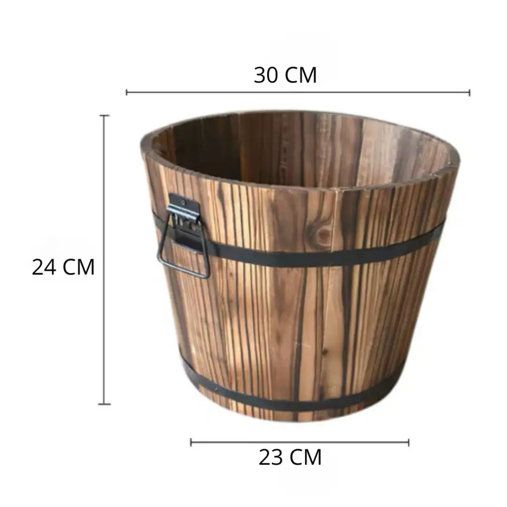 Gros pot de fleur en bois