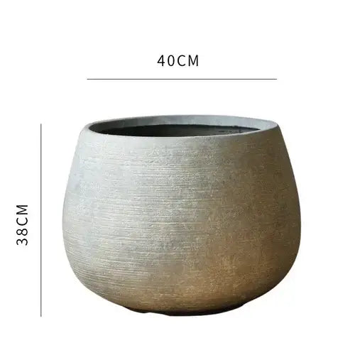 Gros pot de fleur rond