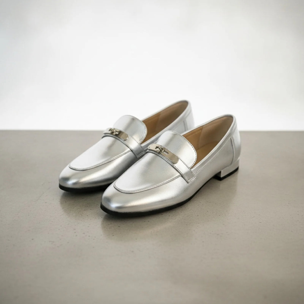 LuxStep Mocassins femme argentés talon carré