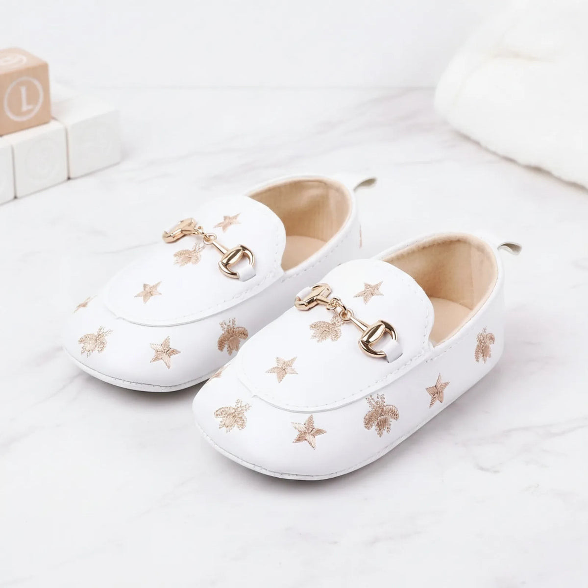 Mocassins Bébé Fille-Cuir Végan Motif Étoiles Adorables