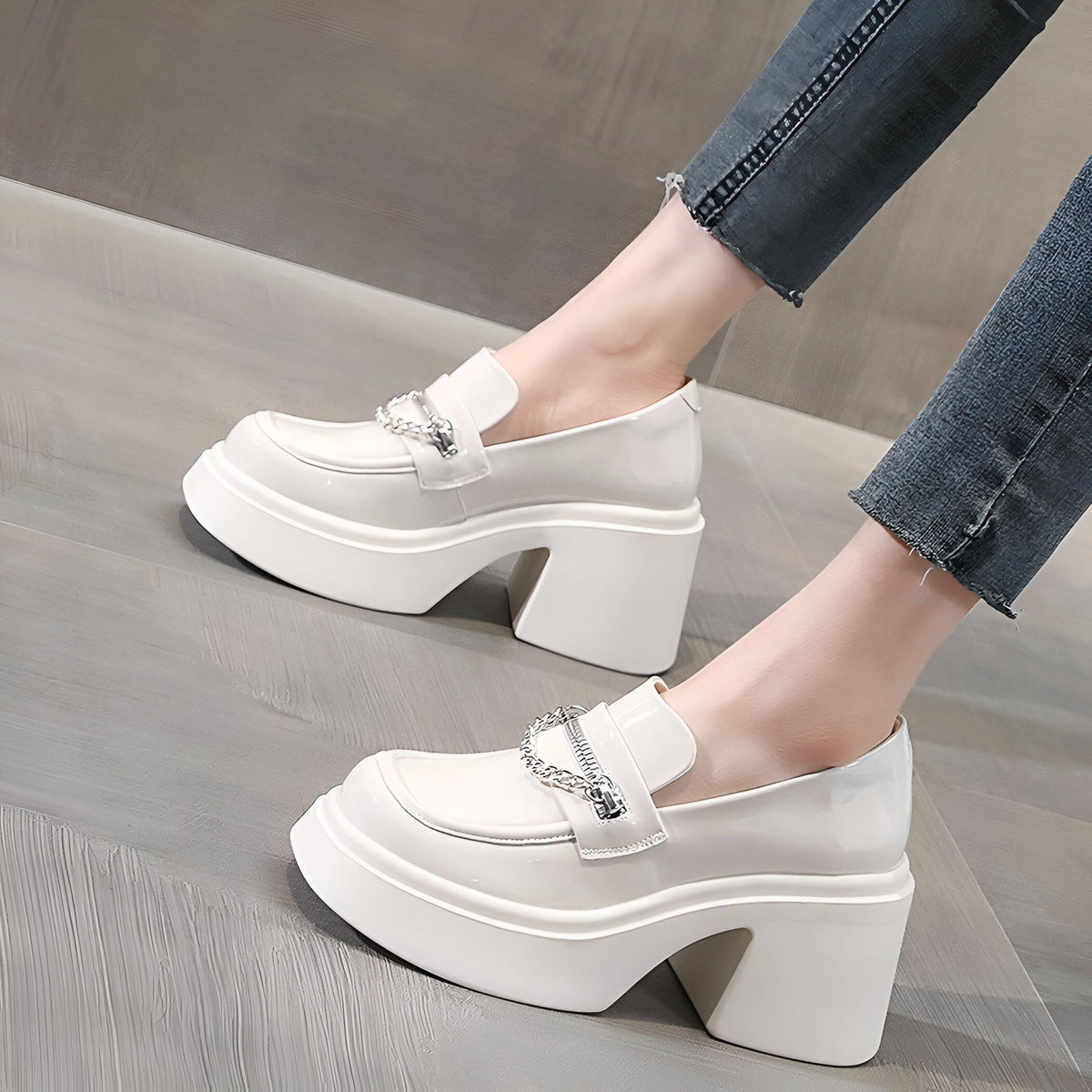Mocassins Cuir Végan Talons 8cm - Élégance Soignée