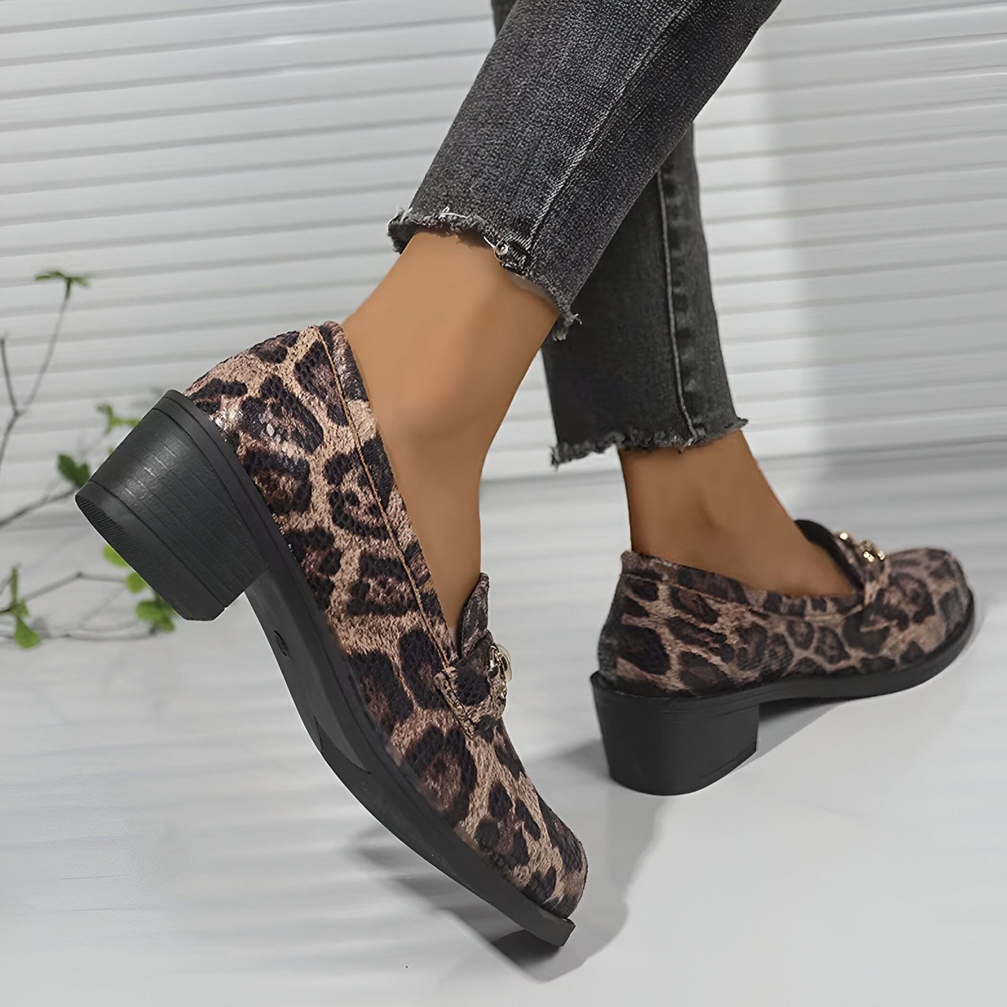 Aurora Mocassins Femme Motif Léopard Perle Élégant