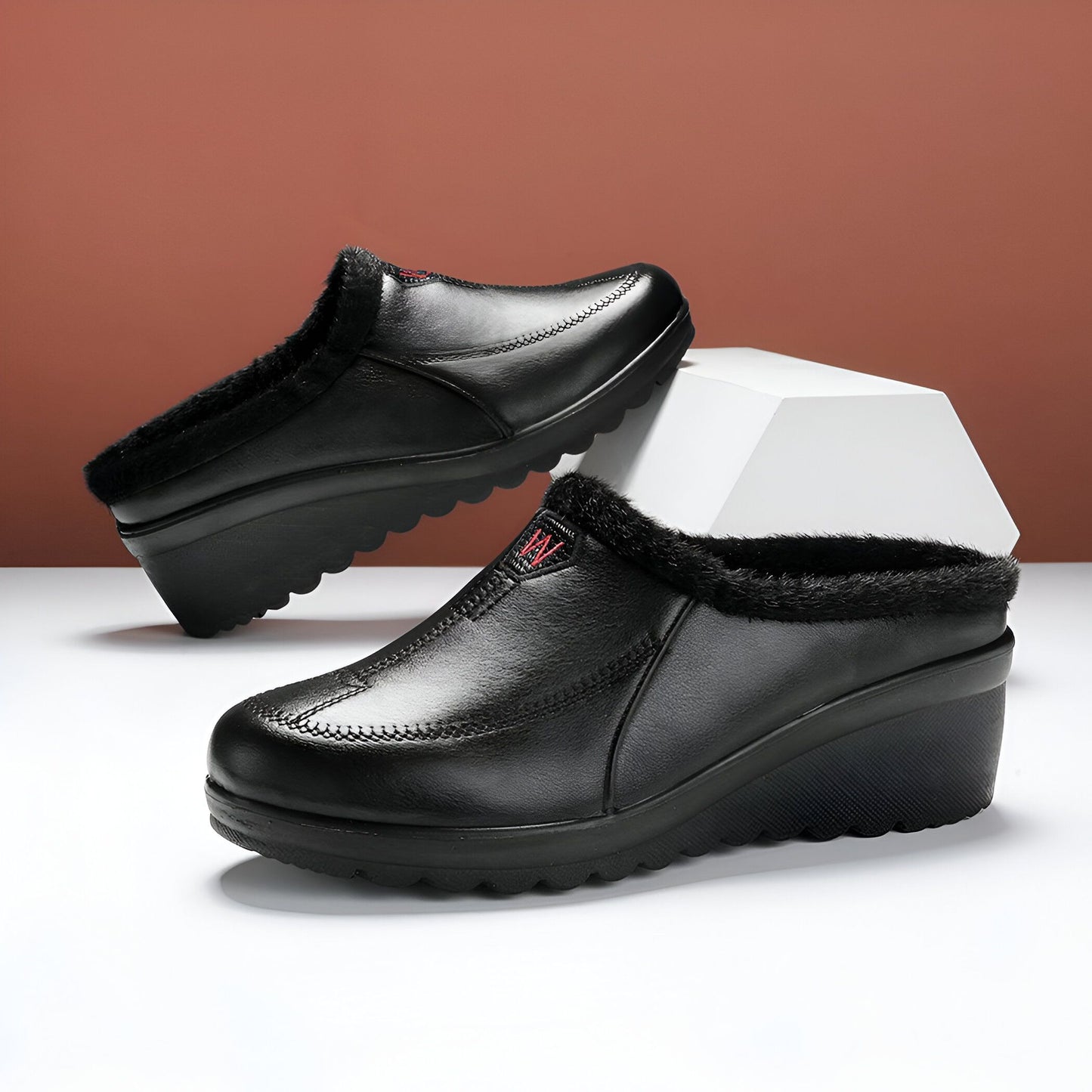 Axo Mocassins Femme Fourrés Compensés Faciles à Enfiler