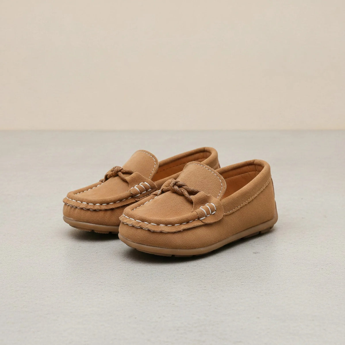 Mocassins garçon daim végan confortables décontractés