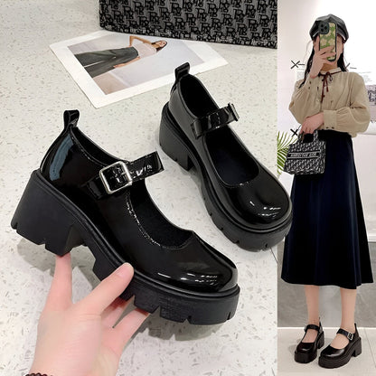 Luxe Mocassins Mary Jane vernis noir semelle épaisse