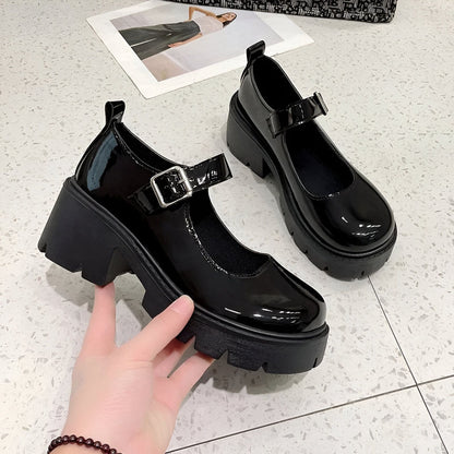 Luxe Mocassins Mary Jane vernis noir semelle épaisse