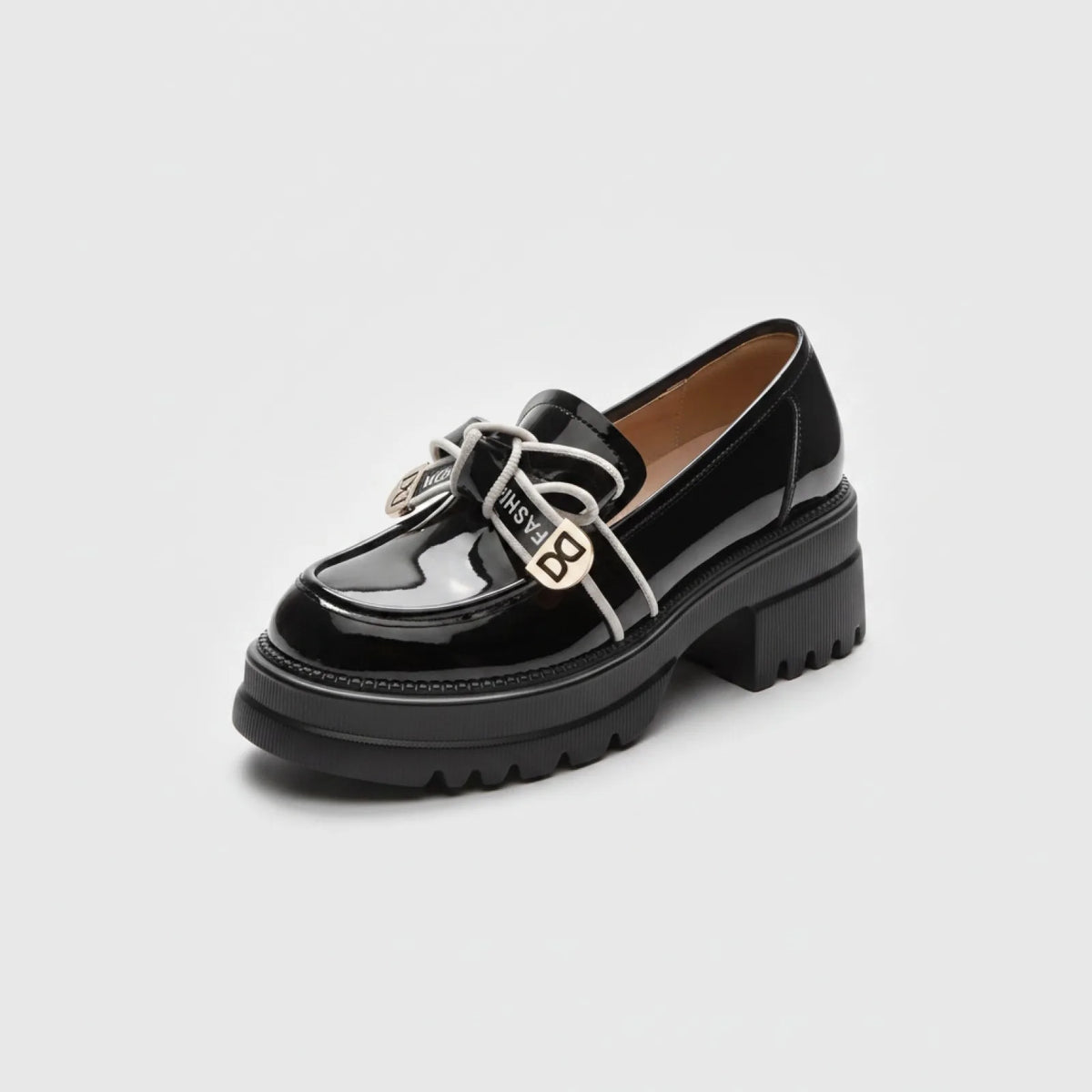 NovaLine Mocassins noirs brillants femme talon épais