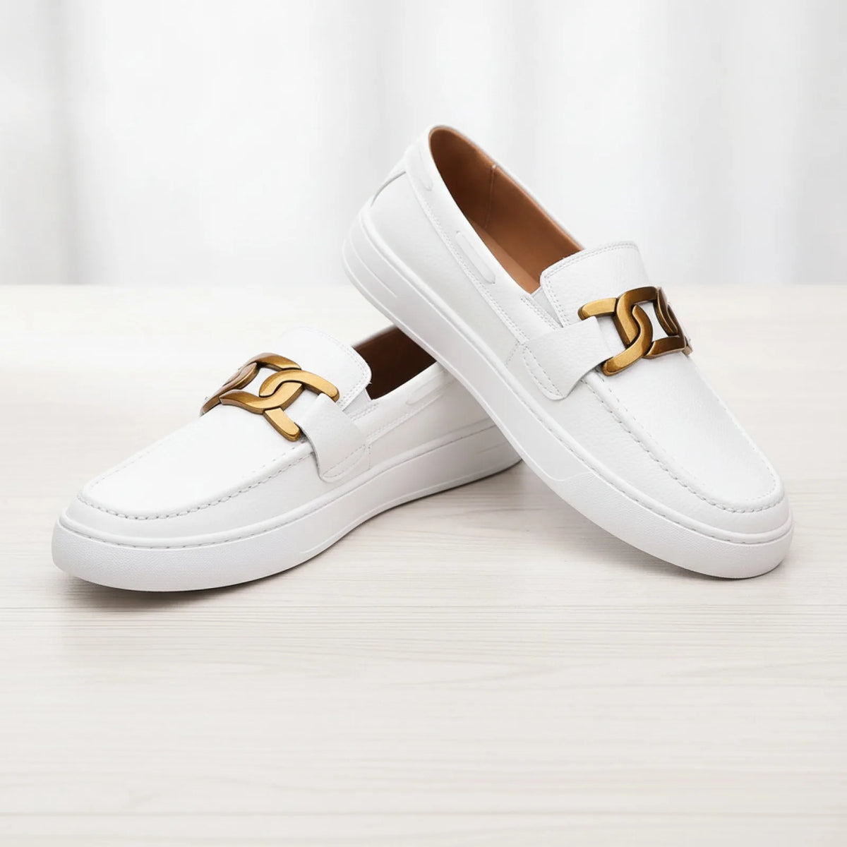 NovaLux Mocassins Homme Blancs Cuir Synthétique Élégant