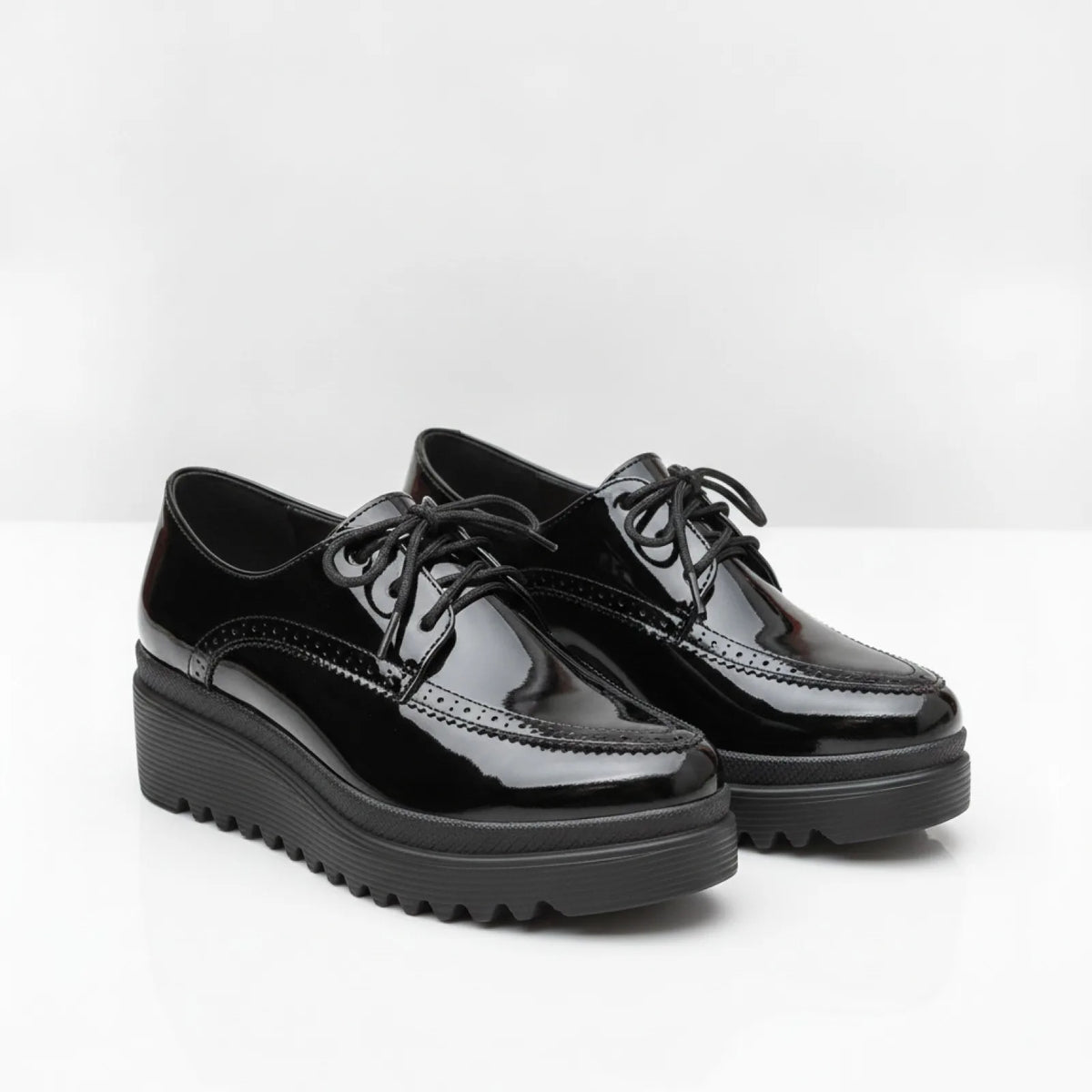 NovaMode Mocassins Femme Noirs Lacets Talons Compensés