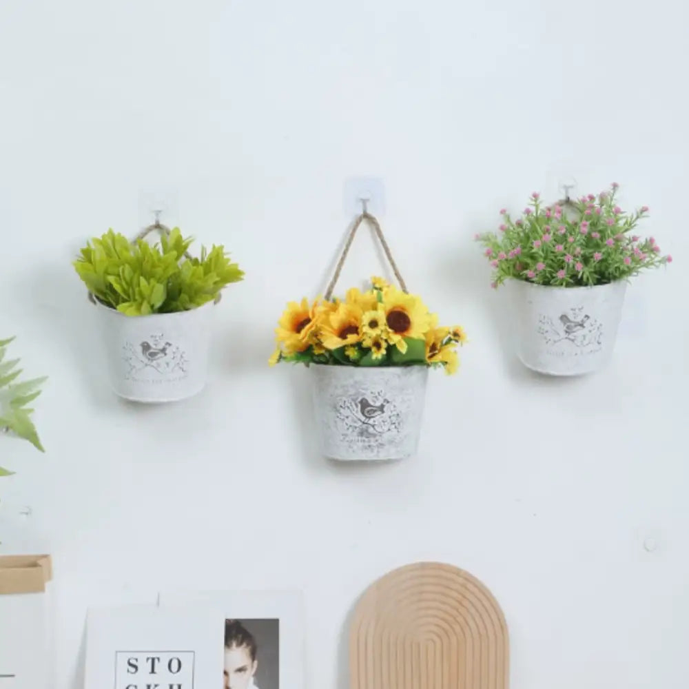 Pot de fleur à suspendre au mur