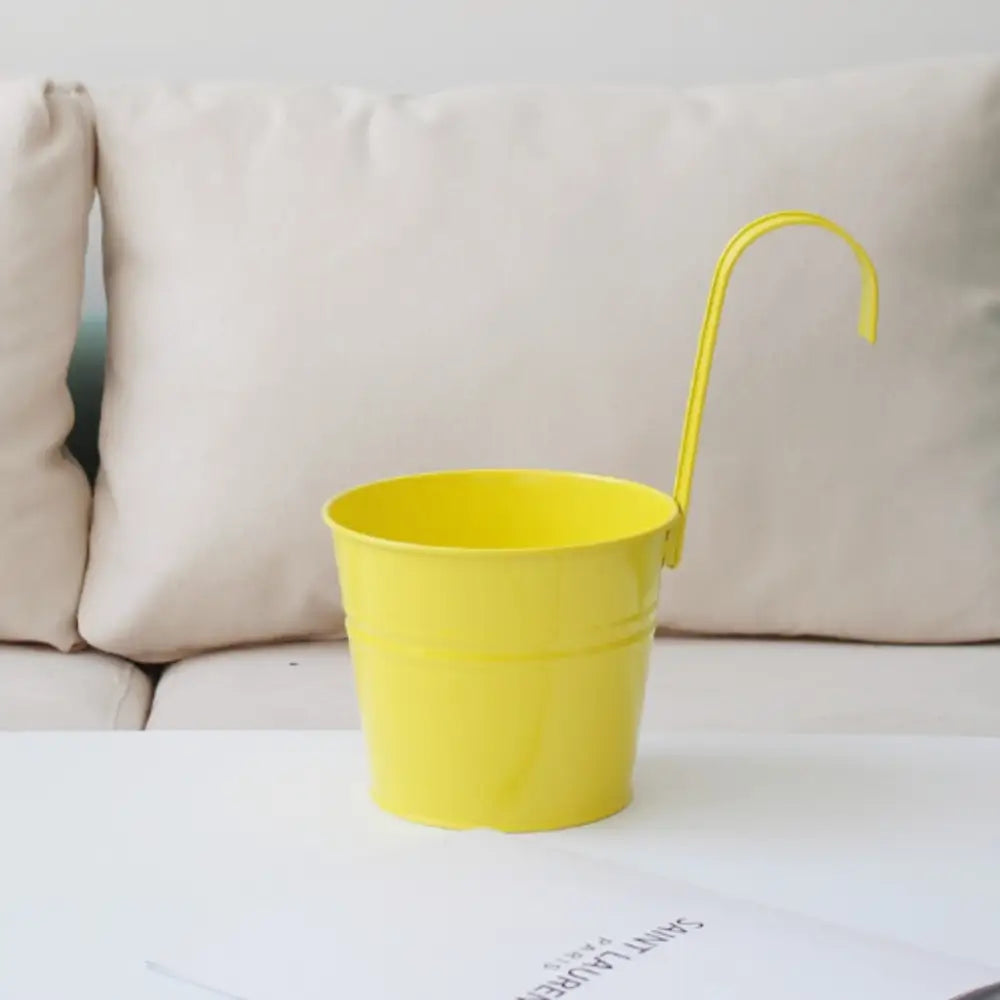 Pot de fleur à suspendre en métal