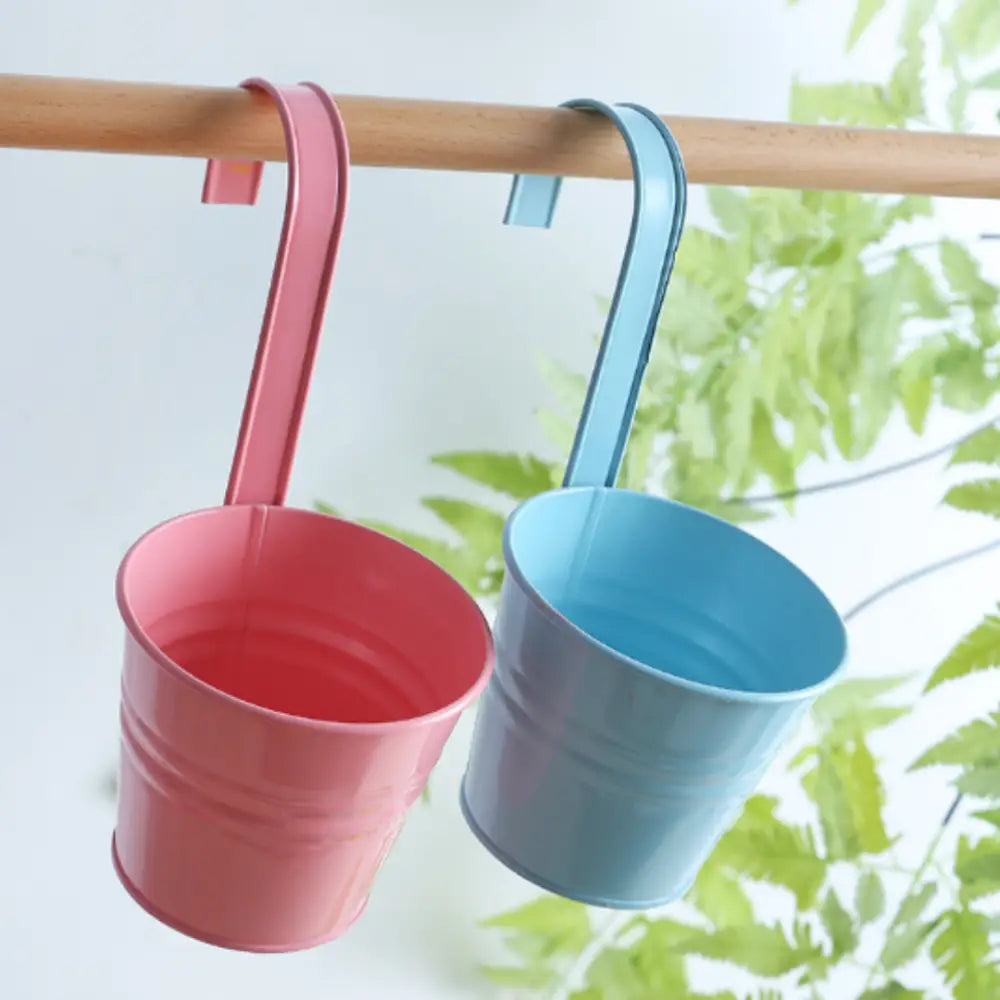 Pot de fleur à suspendre en métal