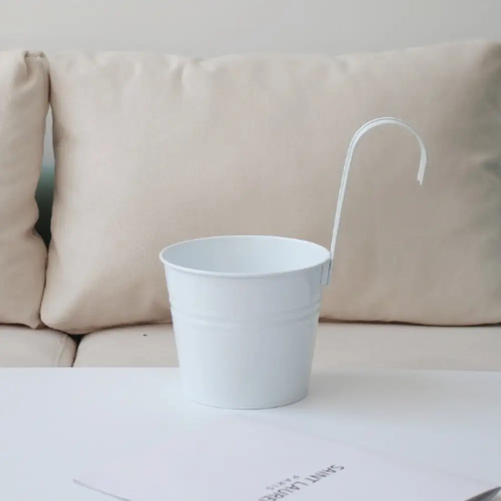 Pot de fleur à suspendre en métal