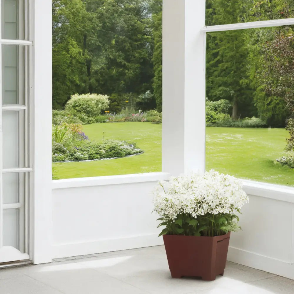 Pot de fleur carré en résine
