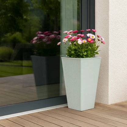 Pot de fleur carré gris