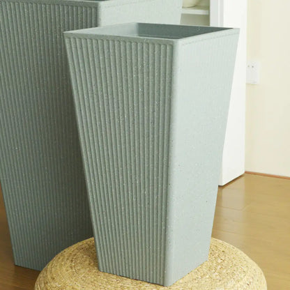 Pot de fleur carré gris