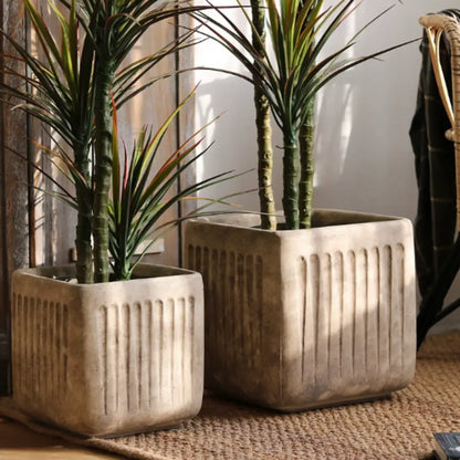 Pot de fleur carré intérieur