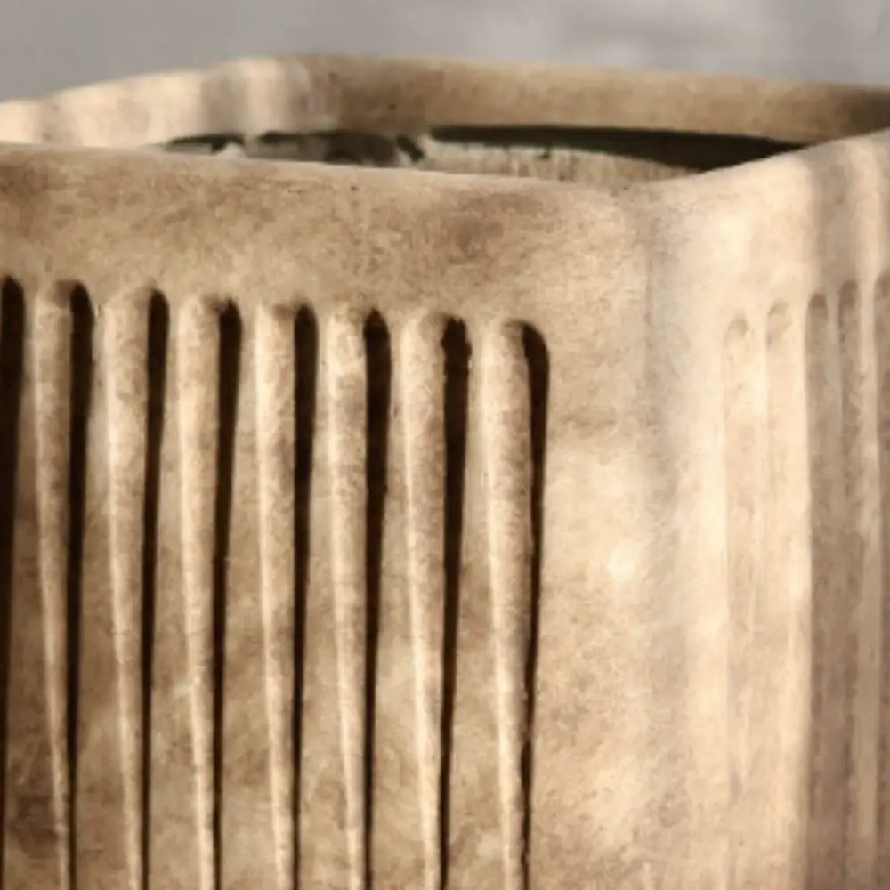 Pot de fleur carré intérieur