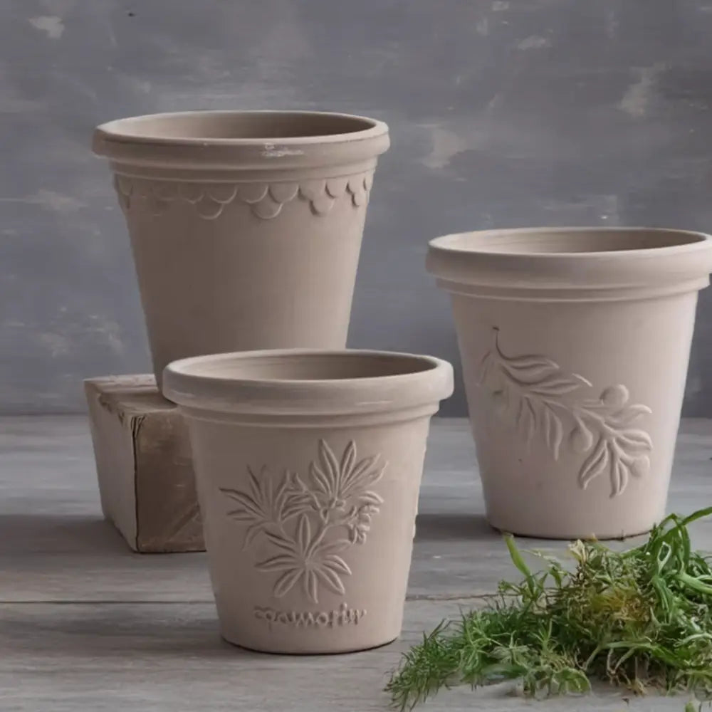 Lot de 12 pot de fleur en terre cuite gris