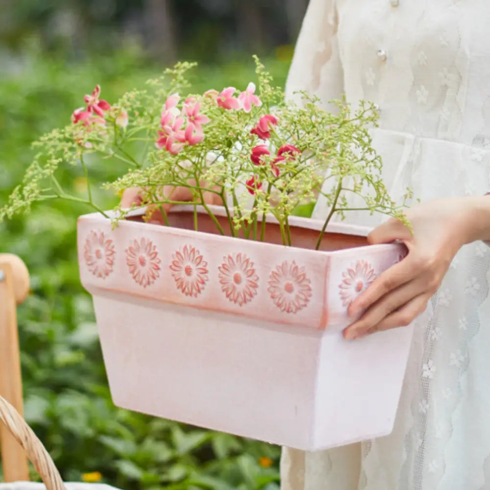 Pot de fleur en terre cuite rectangulaire