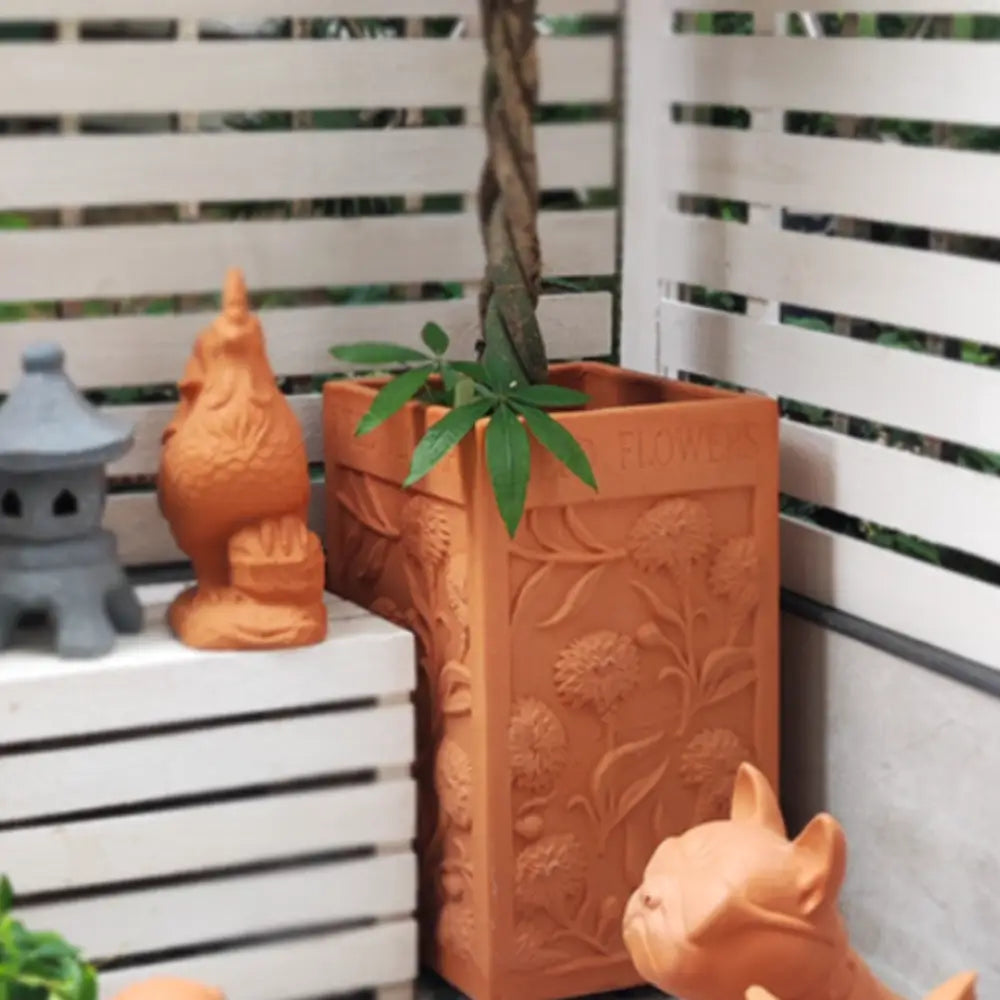 Pot de fleur extérieur en terre cuite