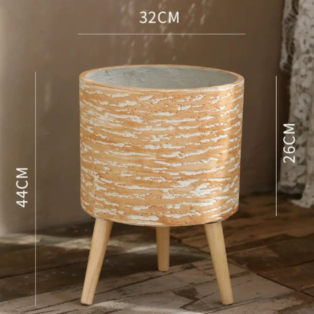 Pot de fleur intérieur sur pied