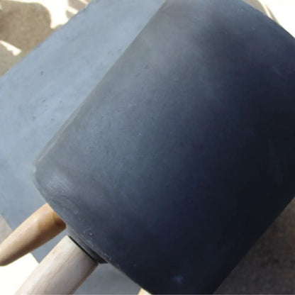 Pot de fleur noir sur pied