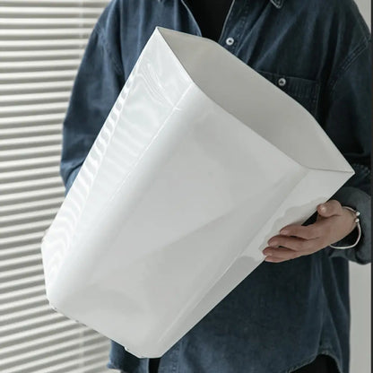 Pot de fleur plastique blanc