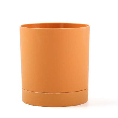 Pot de fleur plastique orange