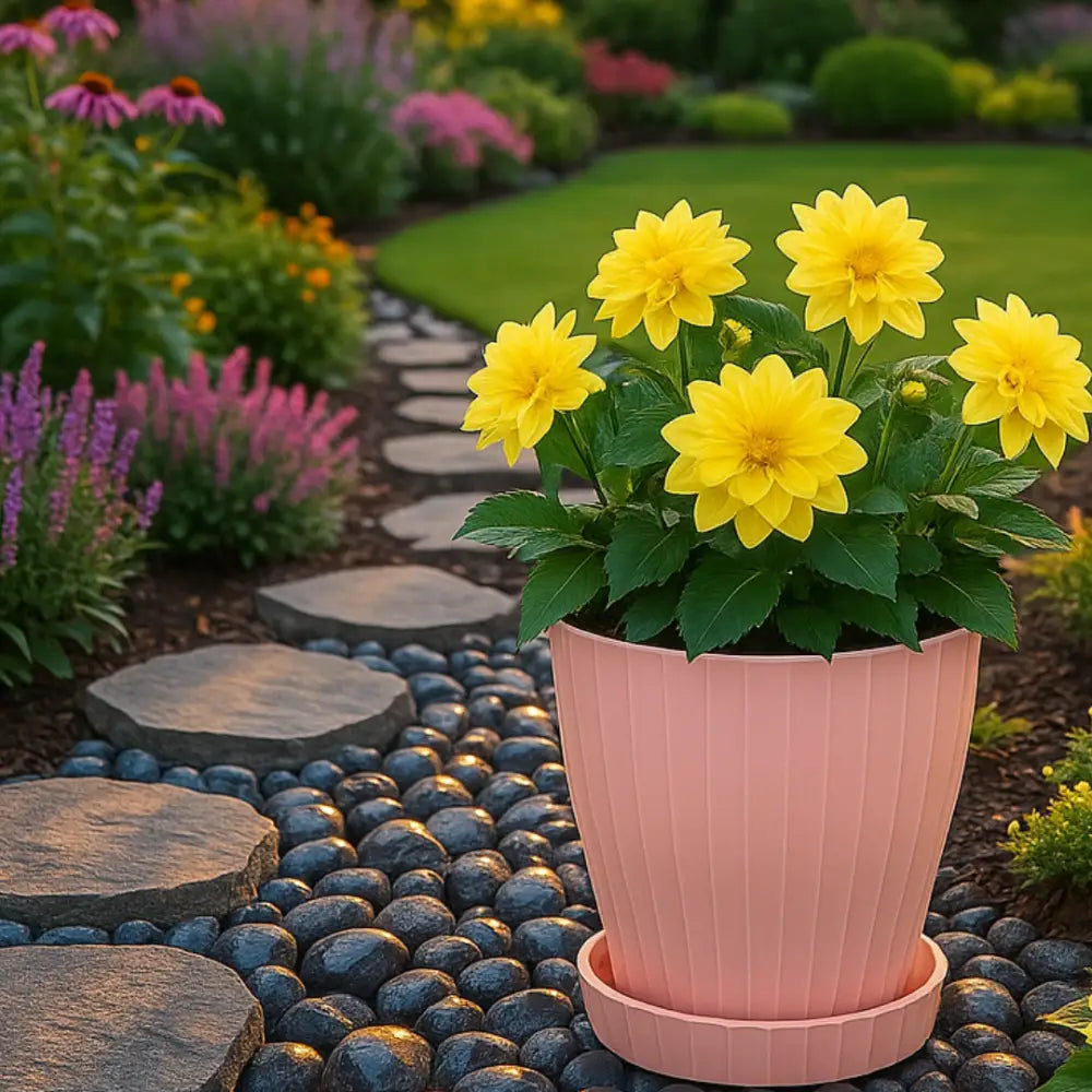 Pot de fleur plastique rose