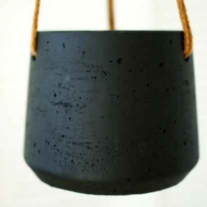 Pot de fleur suspendu au plafond