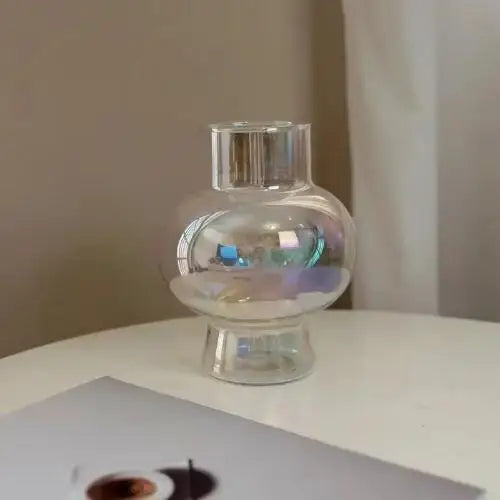 Vase à fleur en verre