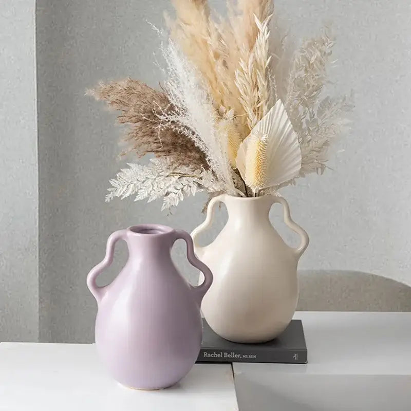 Vase avec poignée