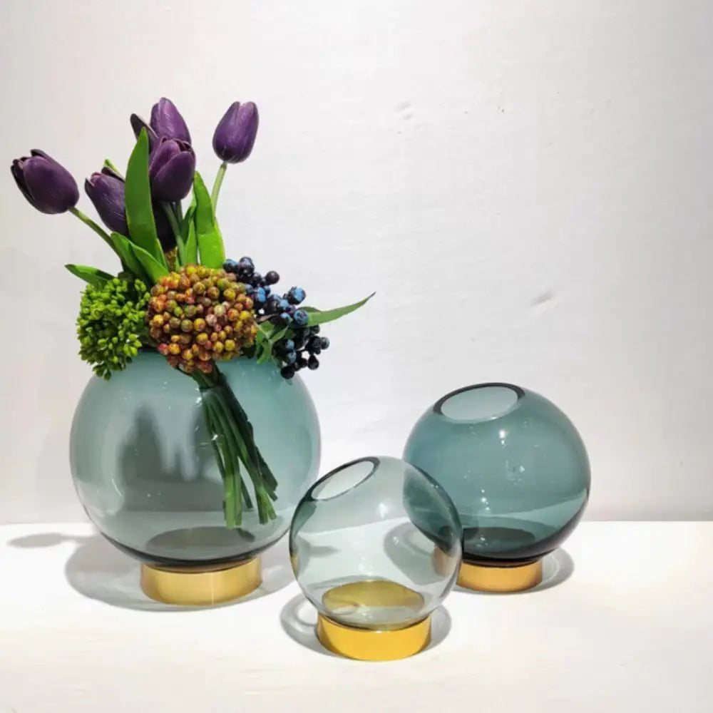 Vase boule en verre