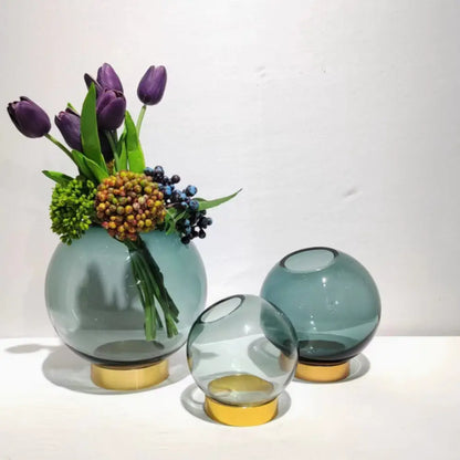 Vase boule en verre