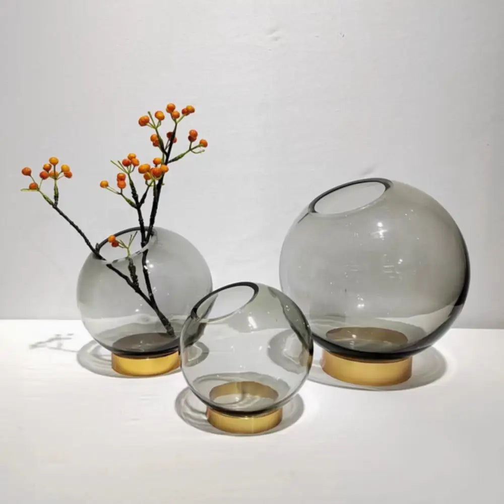 Vase boule en verre