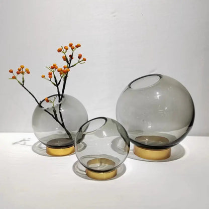 Vase boule en verre