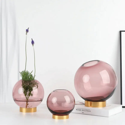 Vase boule en verre