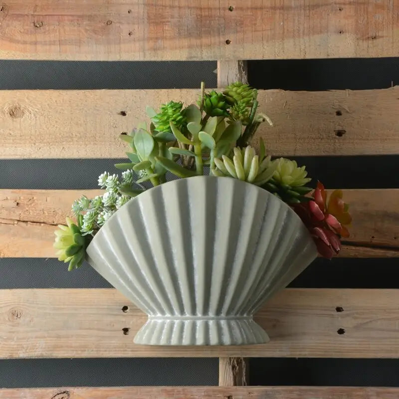 Vase céramique moderne coquillage