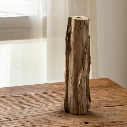 Vase en bois brut