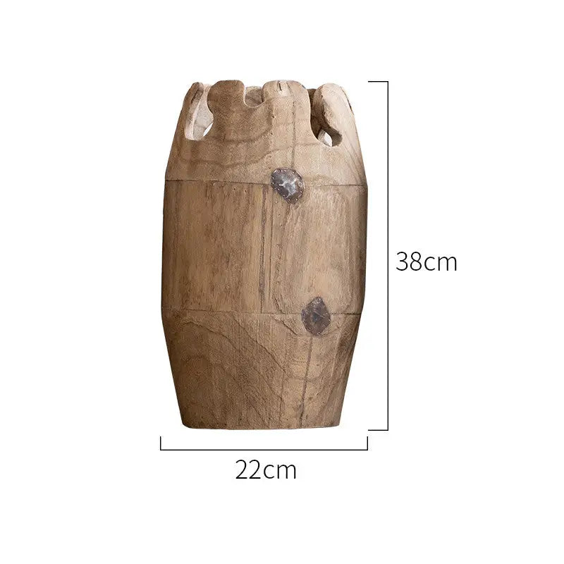Vase en bois naturel