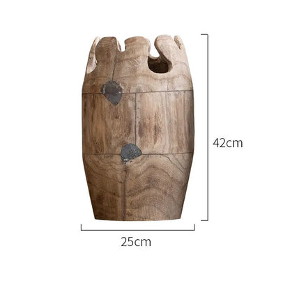 Vase en bois naturel