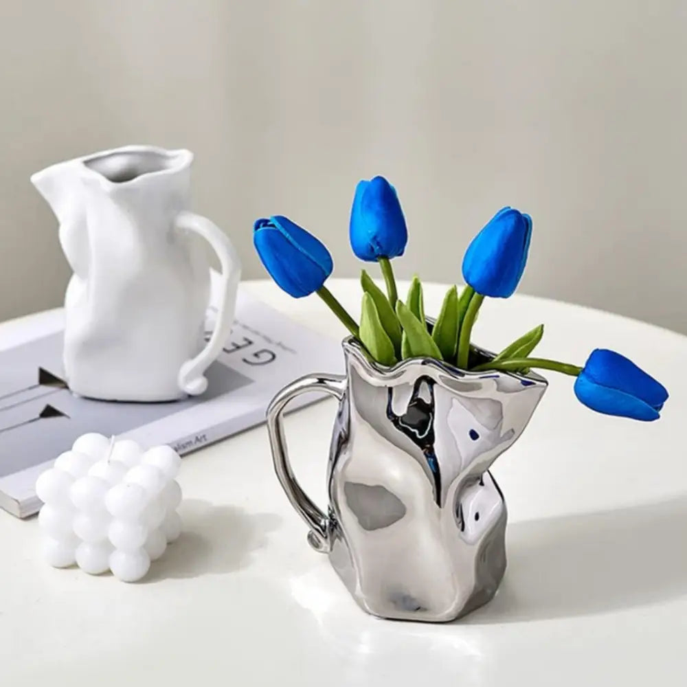 Vase en forme de cruche