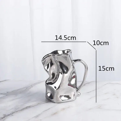 Vase en forme de cruche