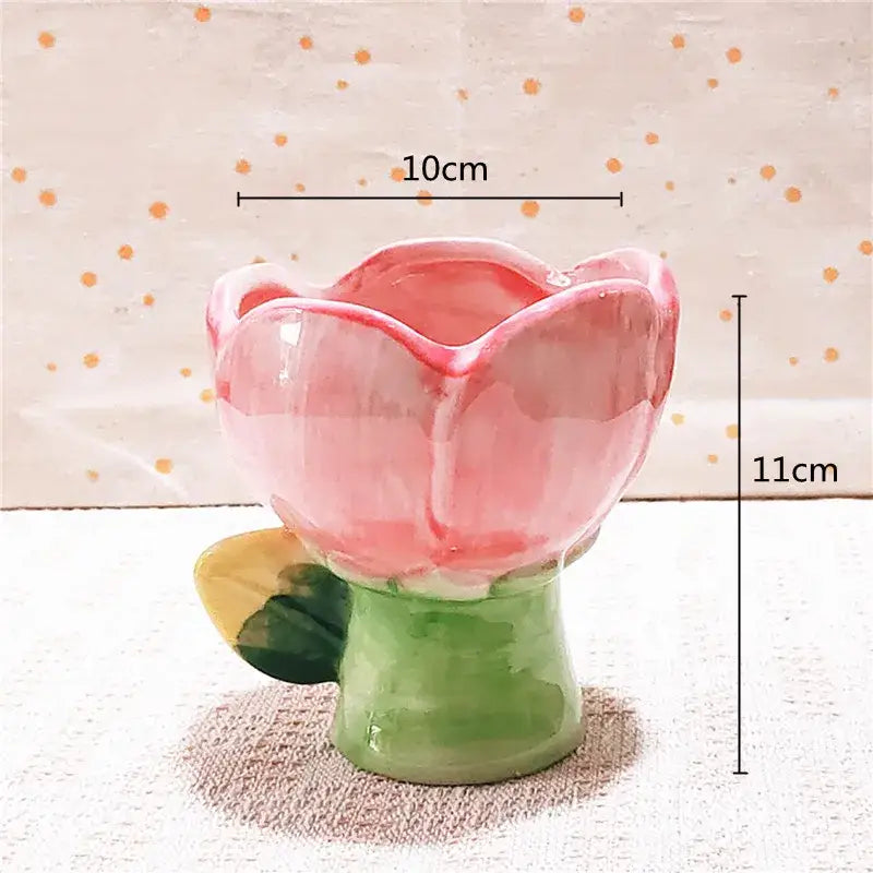 Vase en forme de fleur